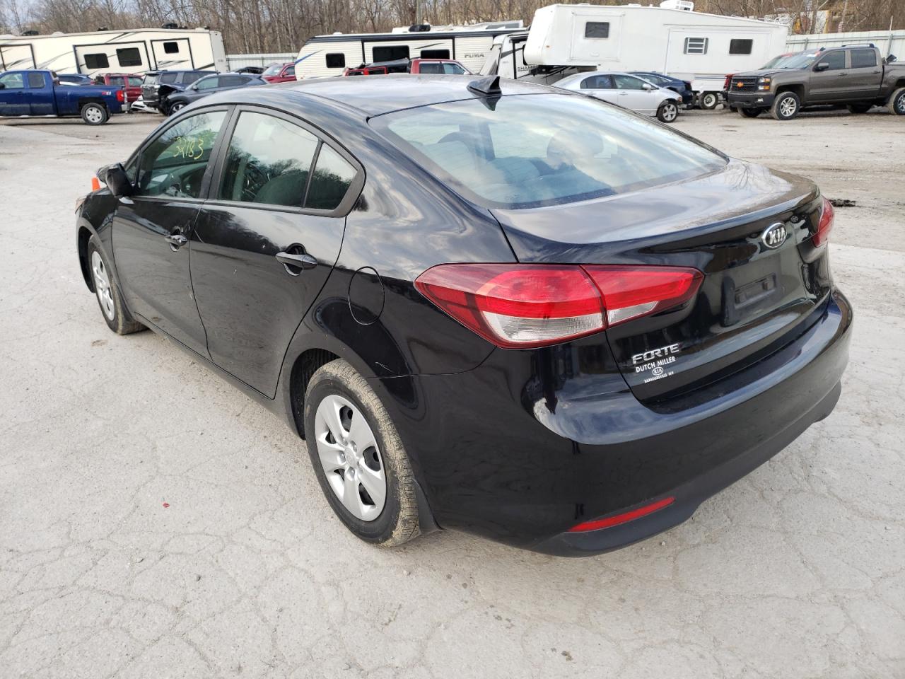 Photo 3 from auction – 2018 KIA FORTE LX with VIN 3KPFL4A76JE213659