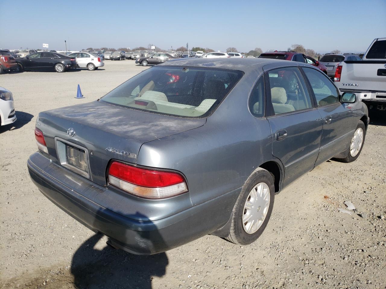 Photo 4 from auction – 1997 TOYOTA AVALON with VIN 4T1BF12B2VU156158