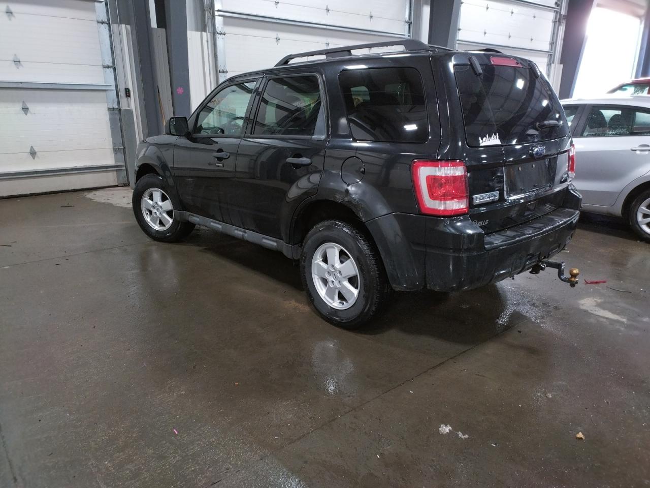 Photo 3 from auction – 2011 FORD ESCAPE XLT with VIN 1FMCU9DGXBKB25121