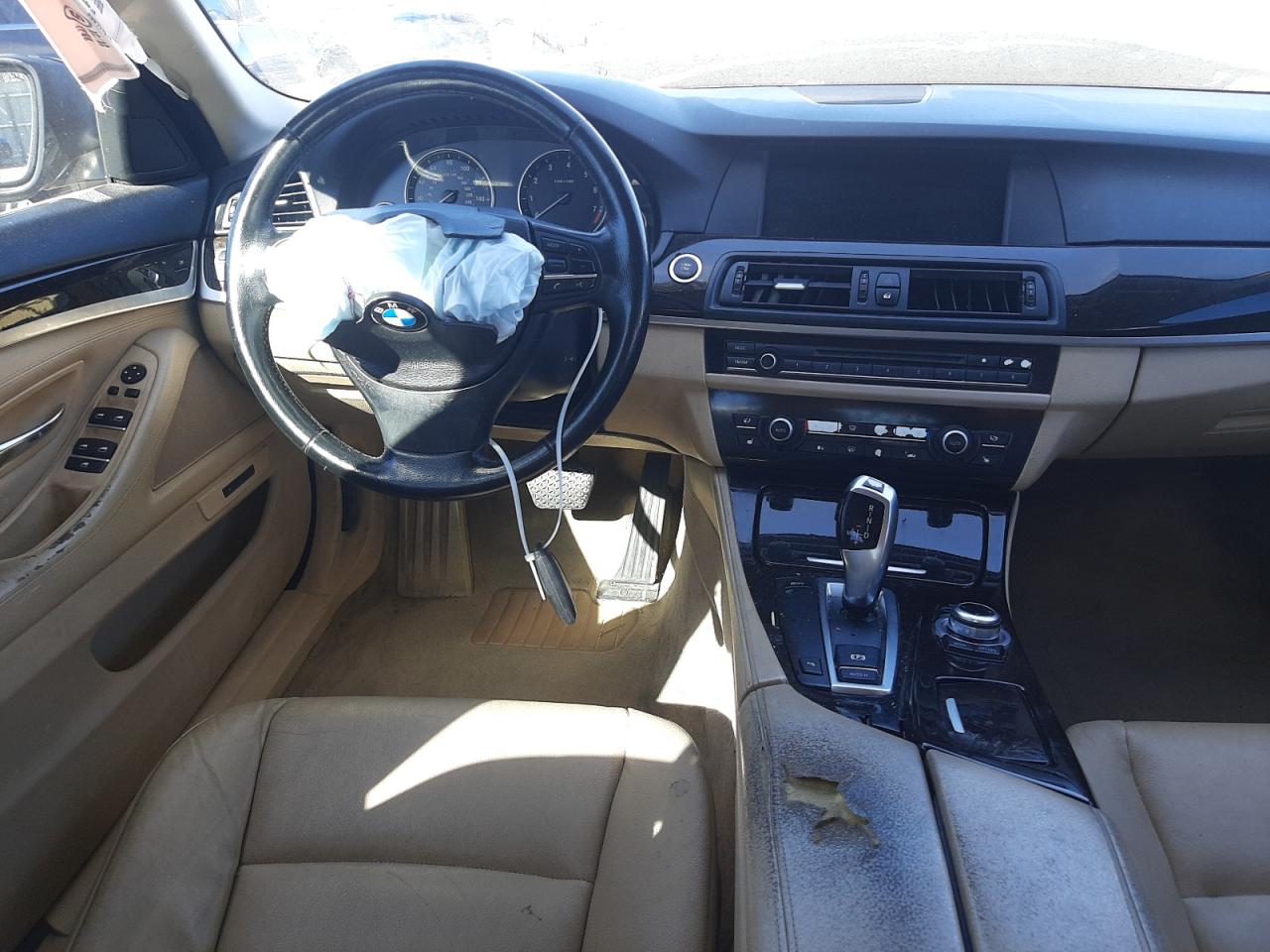 Photo 9 from auction – 2011 BMW 528 I with VIN WBAFR1C52BC260170