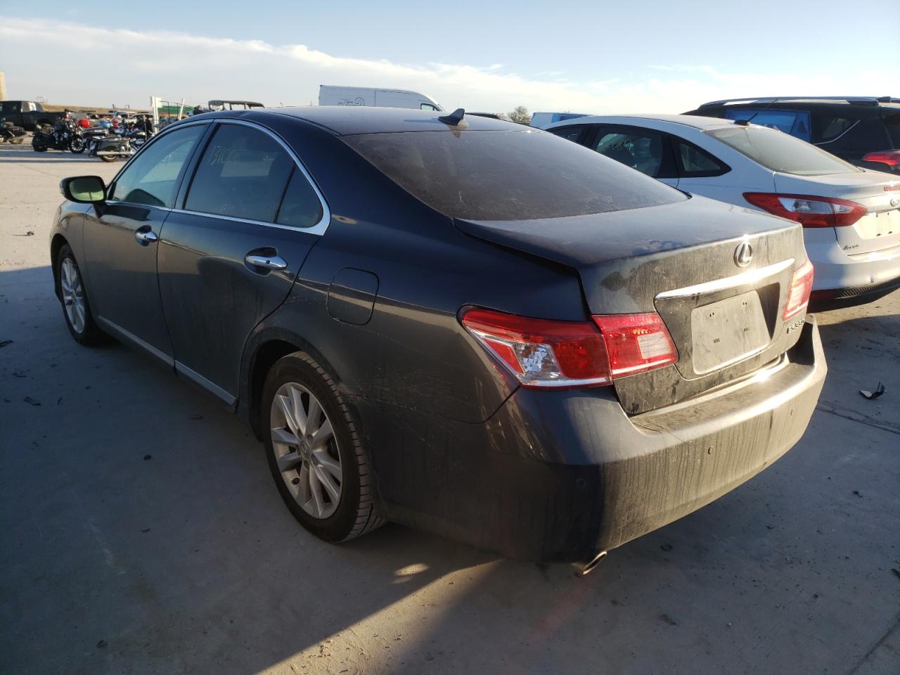 Photo 3 from auction – 2011 LEXUS ES 350 with VIN JTHBK1EG1B2447781