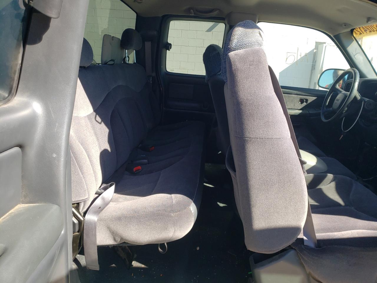 Photo 6 from auction – 2001 GMC SIERRA with VIN 2GTEC19V511386485
