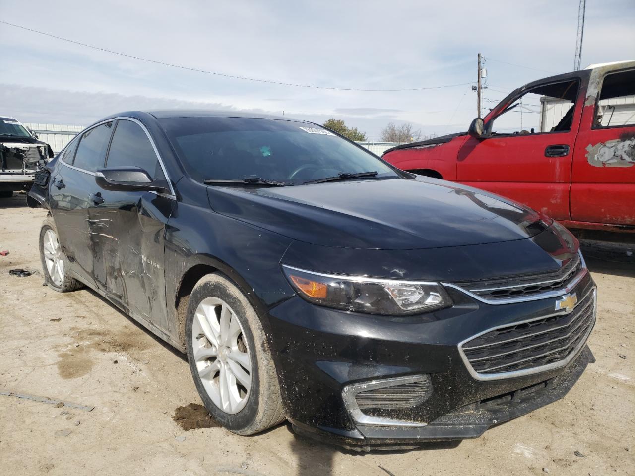 CHEVROLET MALIBU LT 2018 with VIN 1G1ZD5ST0JF204658 - Photo from auction