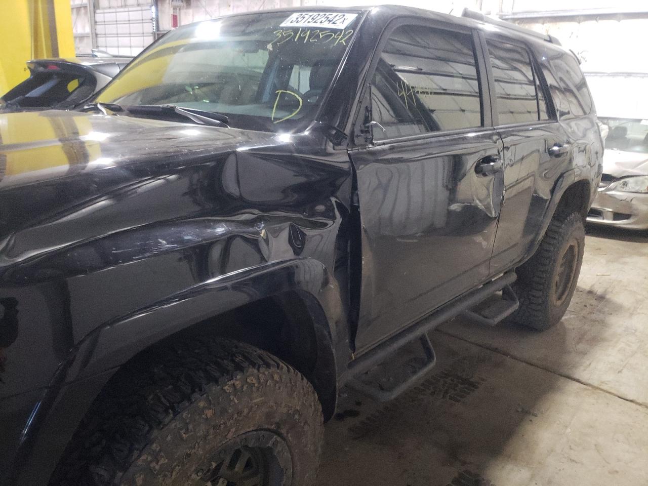 Photo 9 from auction – 2019 TOYOTA 4RUNNER SR with VIN JTEBU5JR9K5666394