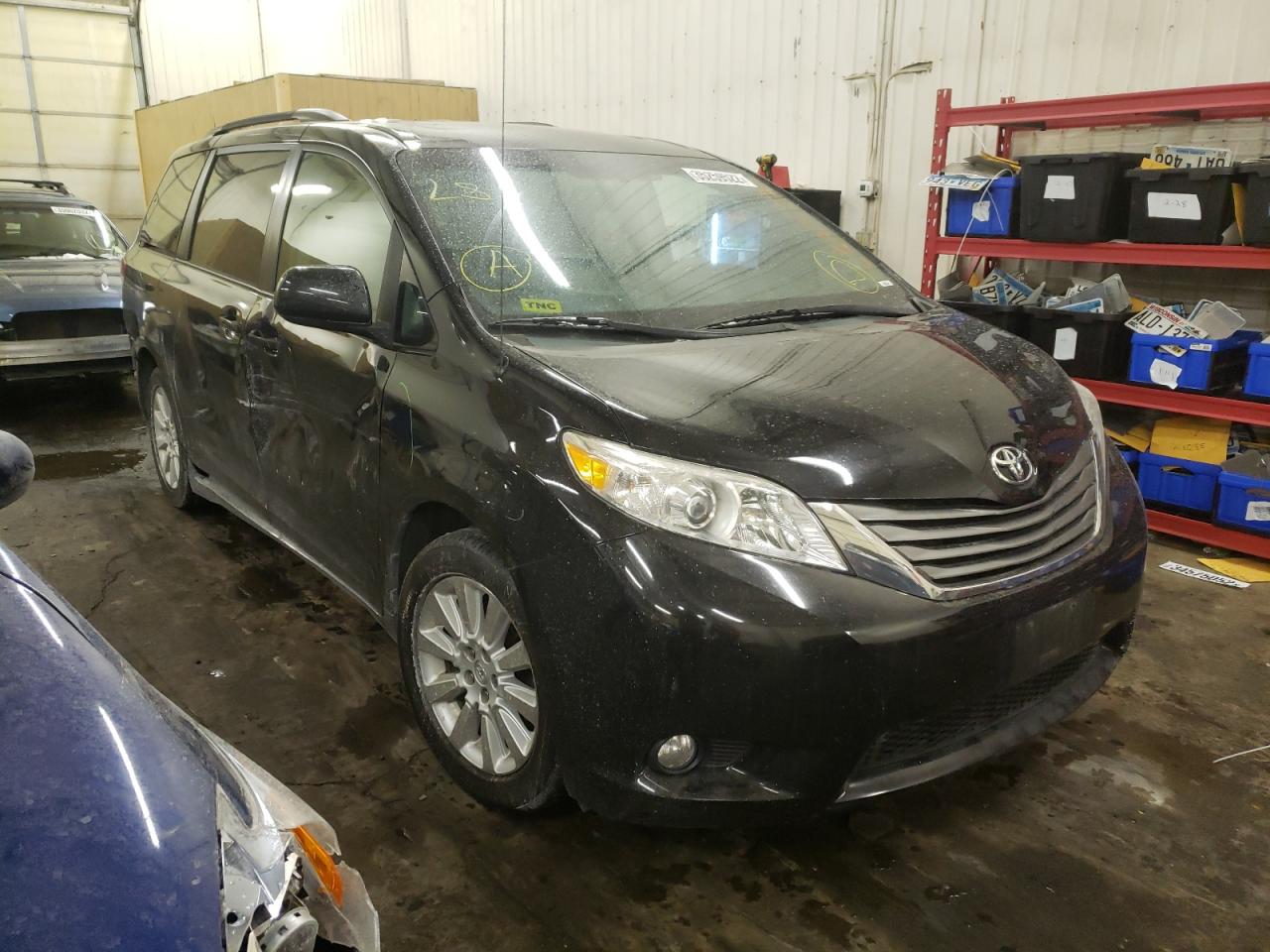 Photo 1 from auction – 2014 TOYOTA SIENNA XLE with VIN 5TDDK3DC6ES075940
