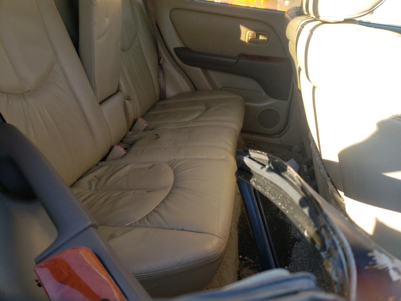 Photo 6 from auction – 2000 LEXUS RX 300 with VIN JT6HF10U8Y0159572