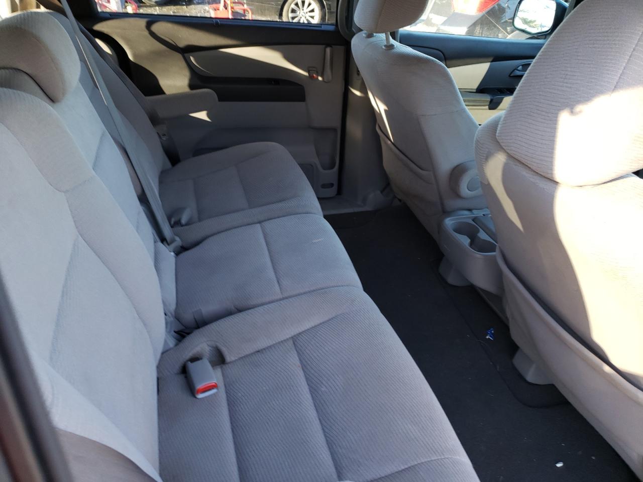 Photo 6 from auction – 2012 HONDA ODYSSEY EX with VIN 5FNRL5H44CB100336