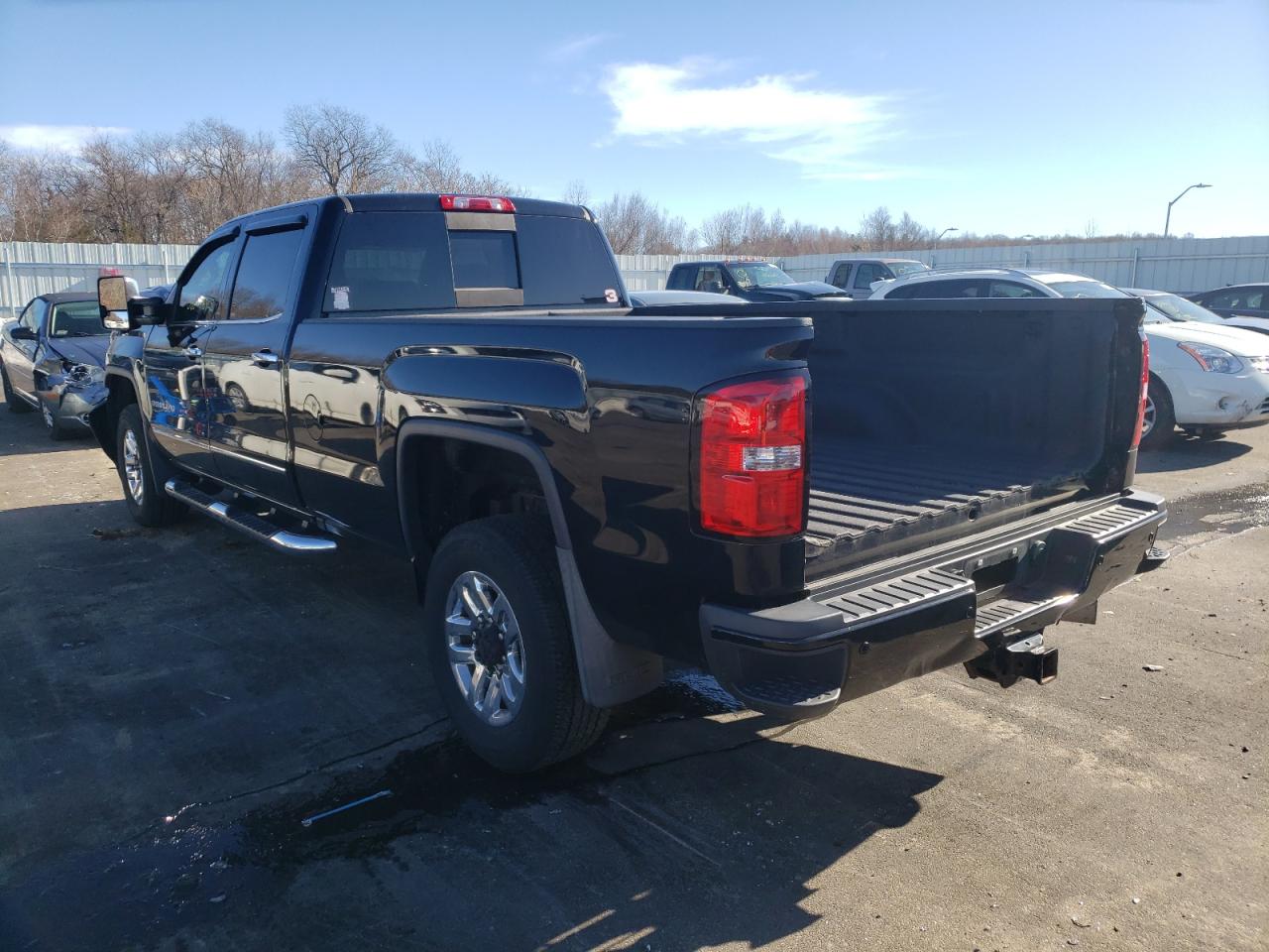 Photo 3 from auction – 2017 GMC SIERRA K35 with VIN 1GT42YEY4HF227435