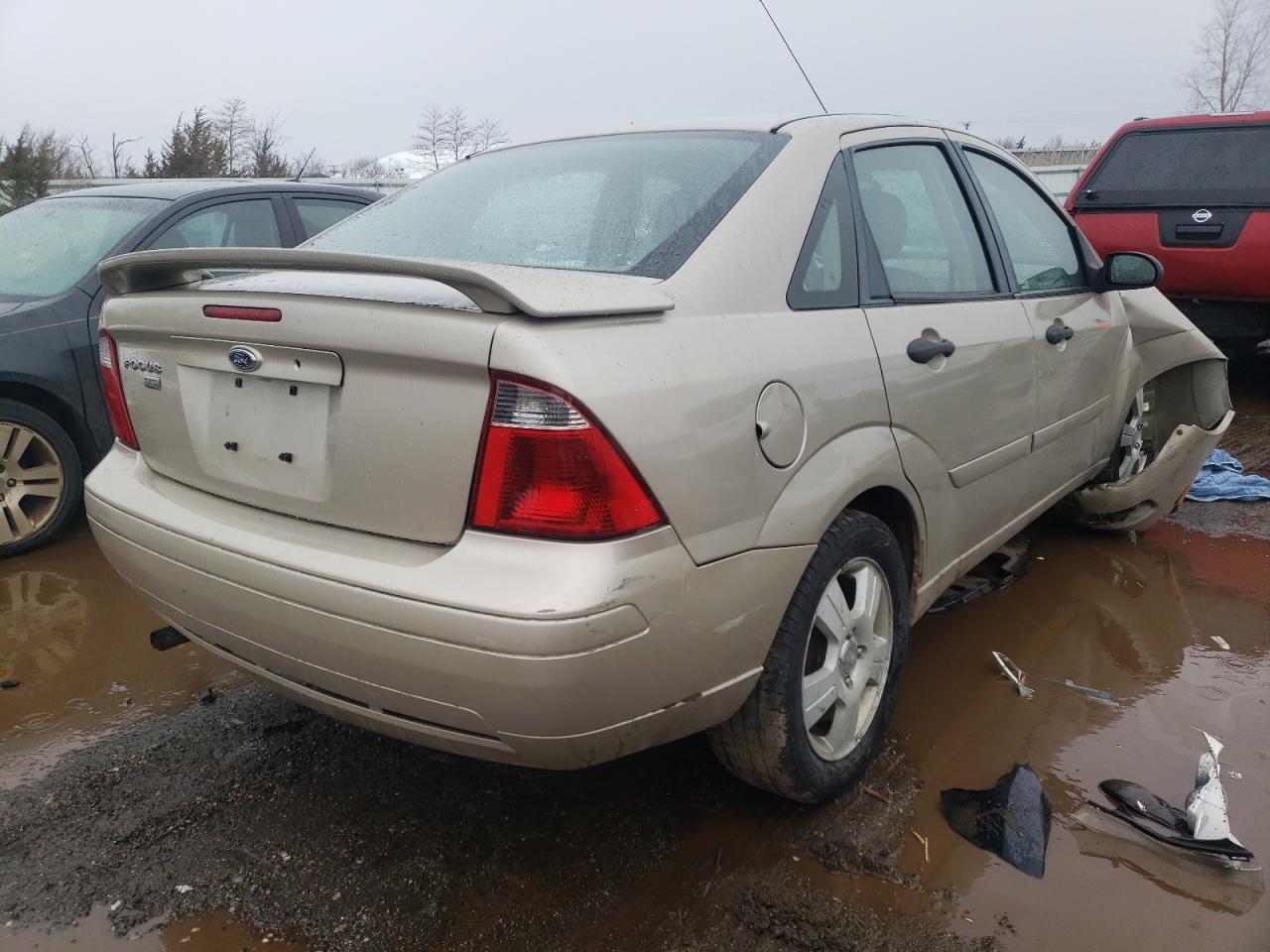 Photo 4 from auction – 2007 FORD FOCUS S with VIN 1FAFP34N77W139908