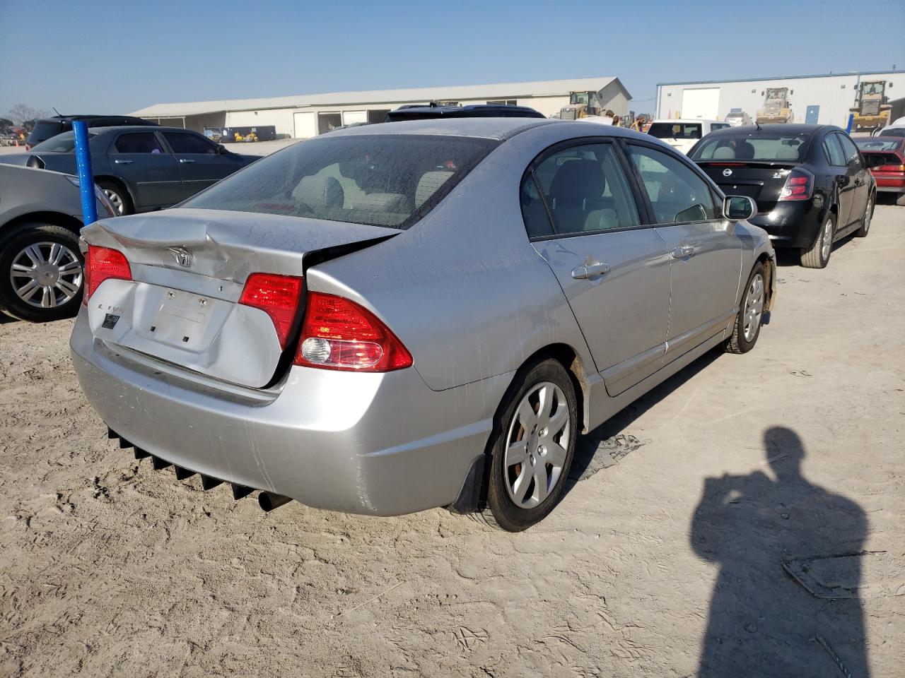 Photo 4 from auction – 2007 HONDA CIVIC LX with VIN JHMFA16537S003276