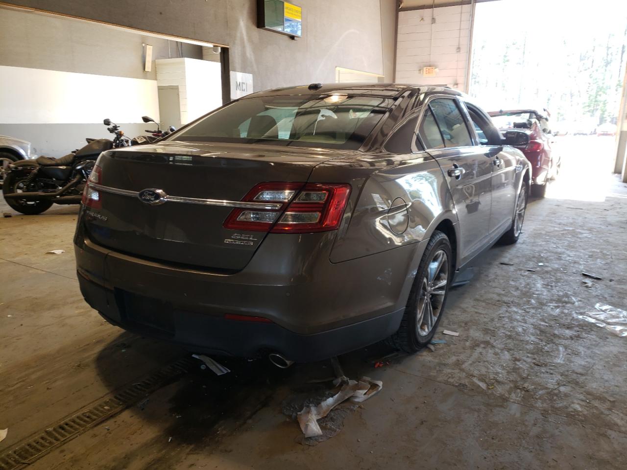 Photo 4 from auction – 2015 FORD TAURUS SEL with VIN 1FAHP2E84FG161224