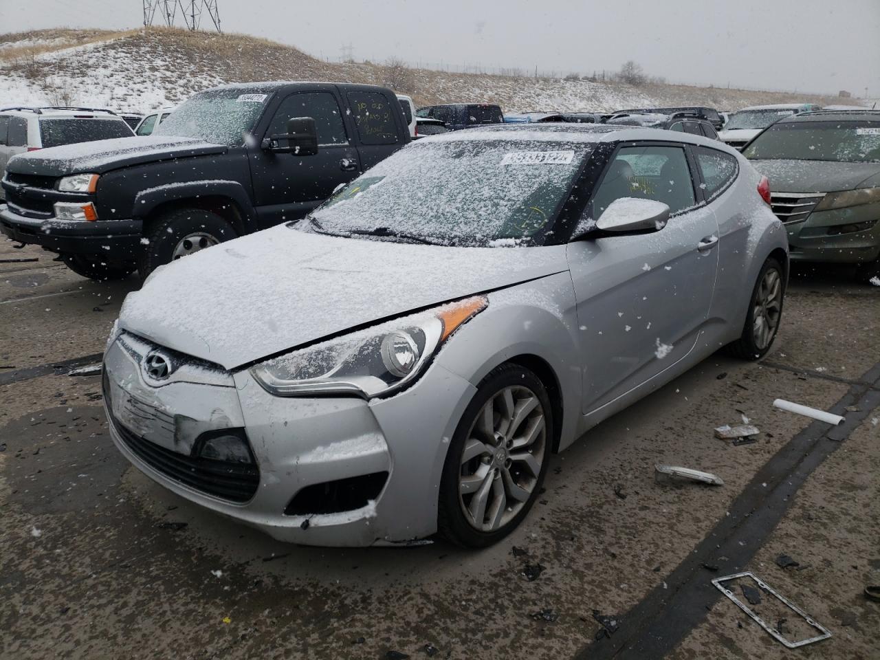 Photo 2 from auction – 2013 HYUNDAI VELOSTER with VIN KMHTC6AD1DU170256