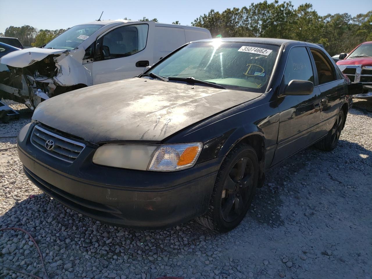 Photo 2 from auction – 2000 TOYOTA CAMRY LE with VIN 4T1BF28K1YU934970