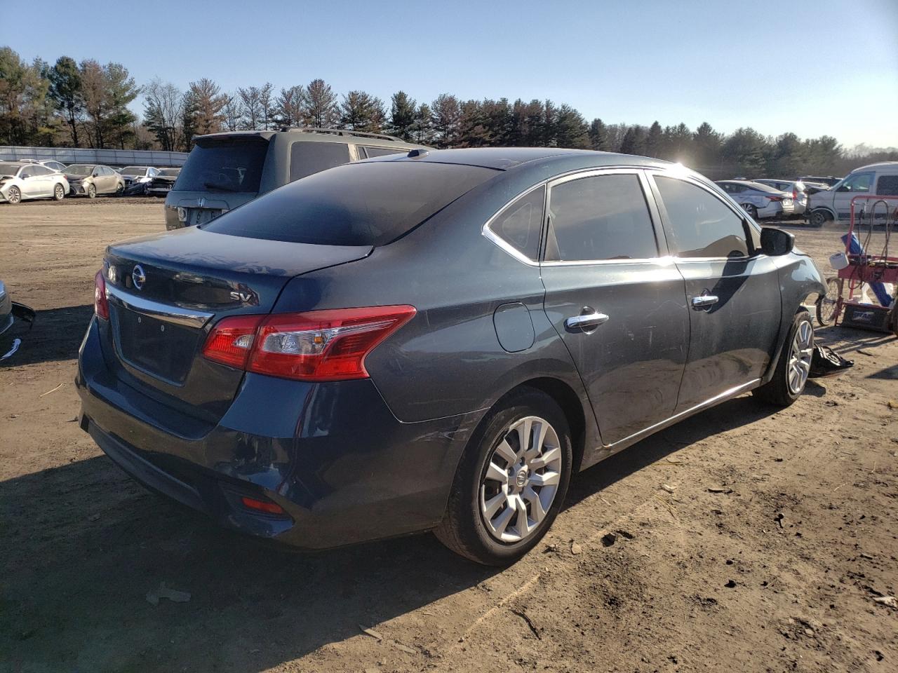 Photo 4 from auction – 2016 NISSAN SENTRA S with VIN 3N1AB7AP8GL636734