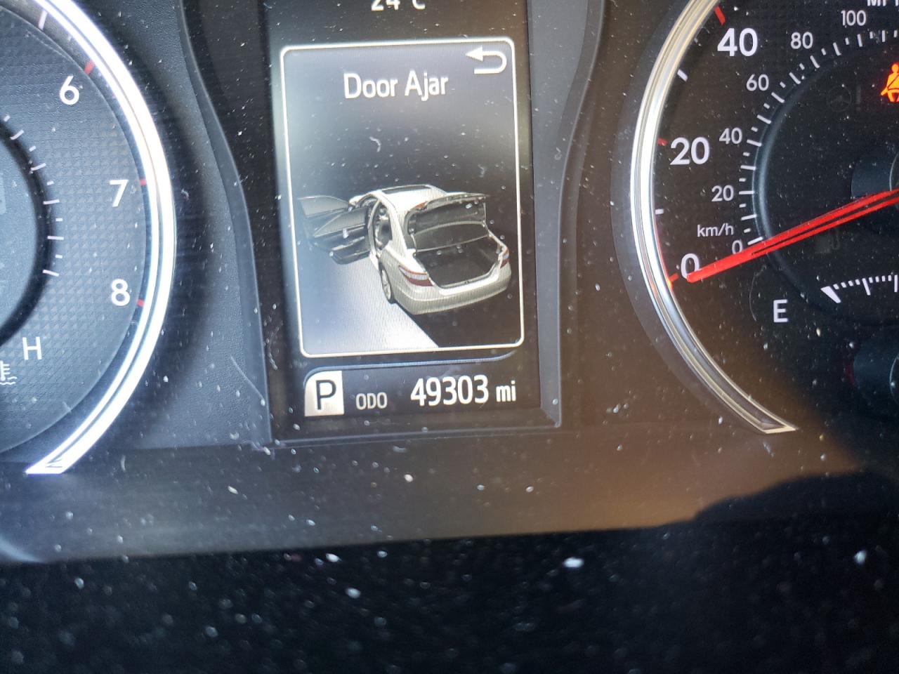 Photo 8 from auction – 2017 TOYOTA CAMRY LE with VIN 4T1BF1FK1HU743336