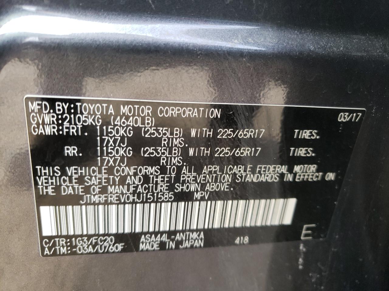 Photo 10 from auction – 2017 TOYOTA RAV4 XLE with VIN JTMRFREV0HJ151585
