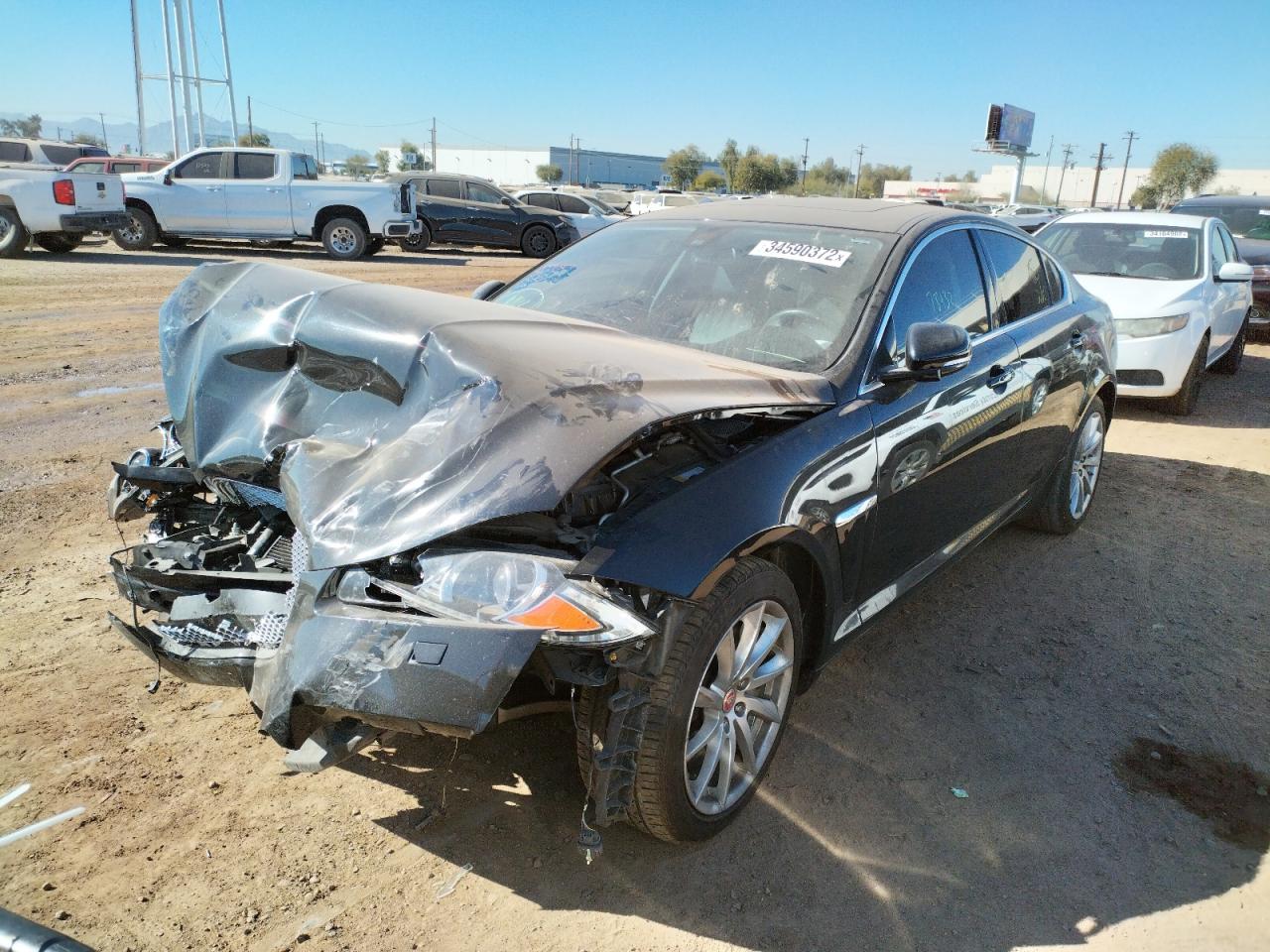Photo 2 from auction – 2014 JAGUAR XF with VIN SAJWA0ES2EPU24099