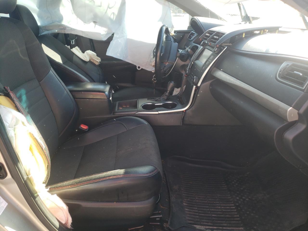 Photo 5 from auction – 2017 TOYOTA CAMRY LE with VIN 4T1BF1FK4HU416140