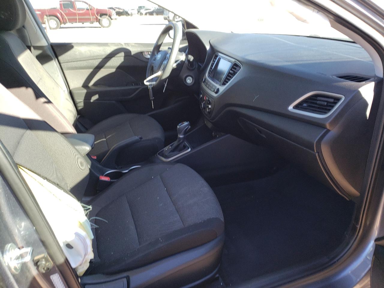 Photo 5 from auction – 2020 HYUNDAI ACCENT SE with VIN 3KPC24A63LE112059