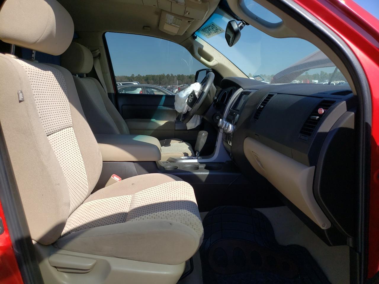 Photo 5 from auction – 2011 TOYOTA TUNDRA DOU with VIN 5TFRY5F18BX104632