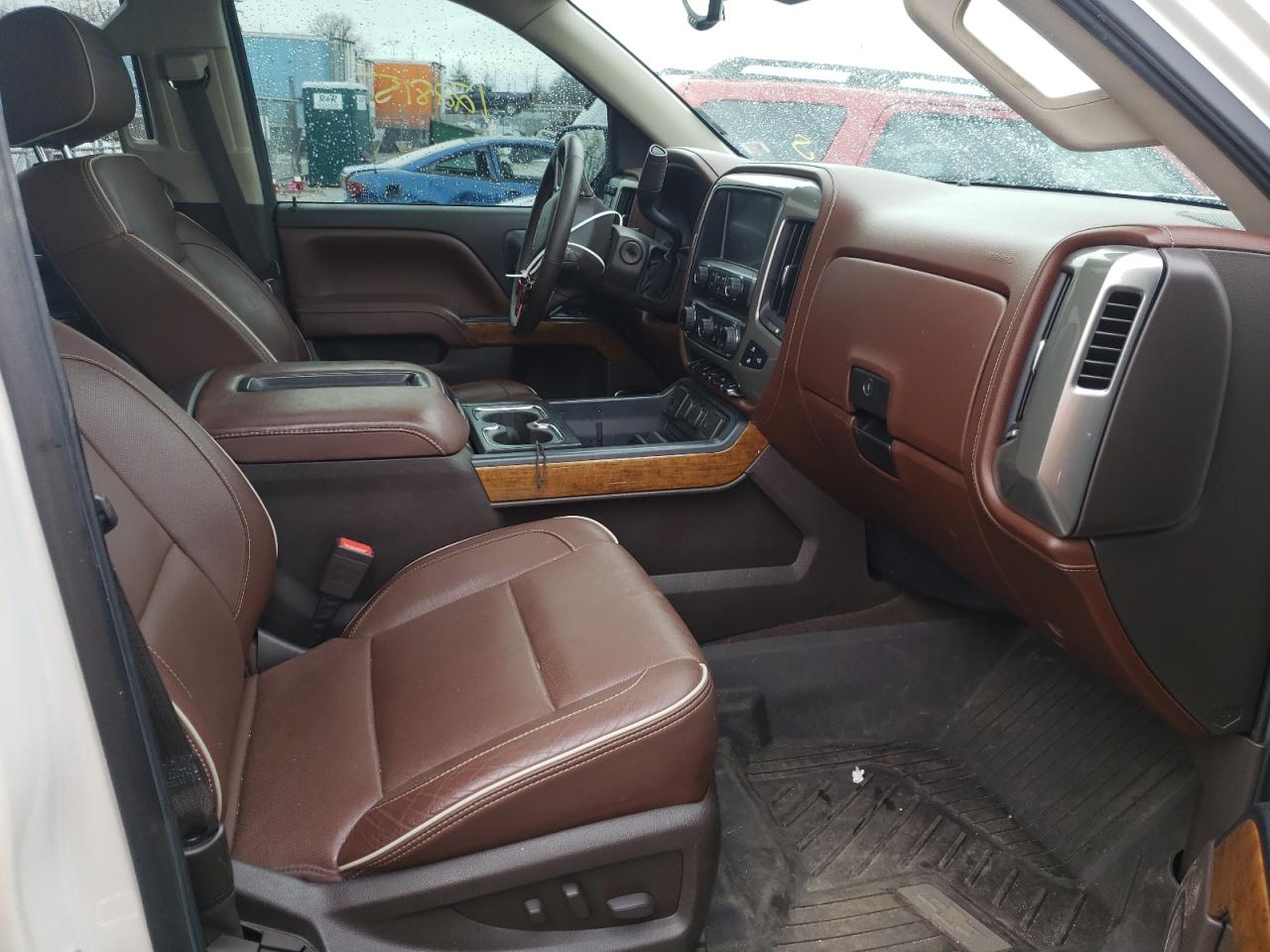 Photo 5 from auction – 2015 CHEVROLET SILVERADO with VIN 3GCUKTEC4FG314352