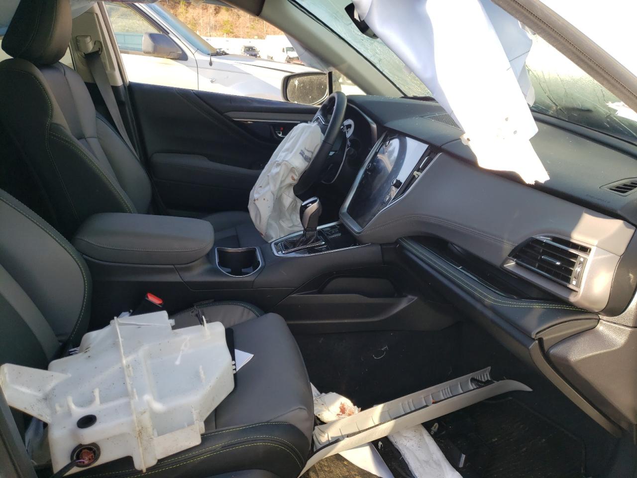 Photo 5 from auction – 2022 SUBARU OUTBACK ON with VIN 4S4BTGLD8N3104650