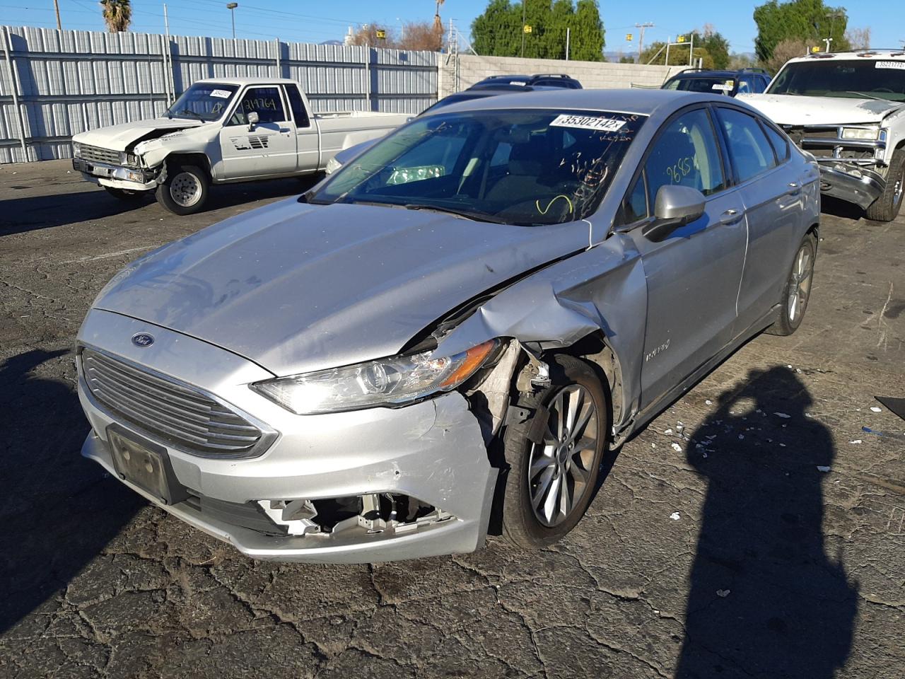 Photo 2 from auction – 2017 FORD FUSION SE with VIN 3FA6P0LU9HR142000