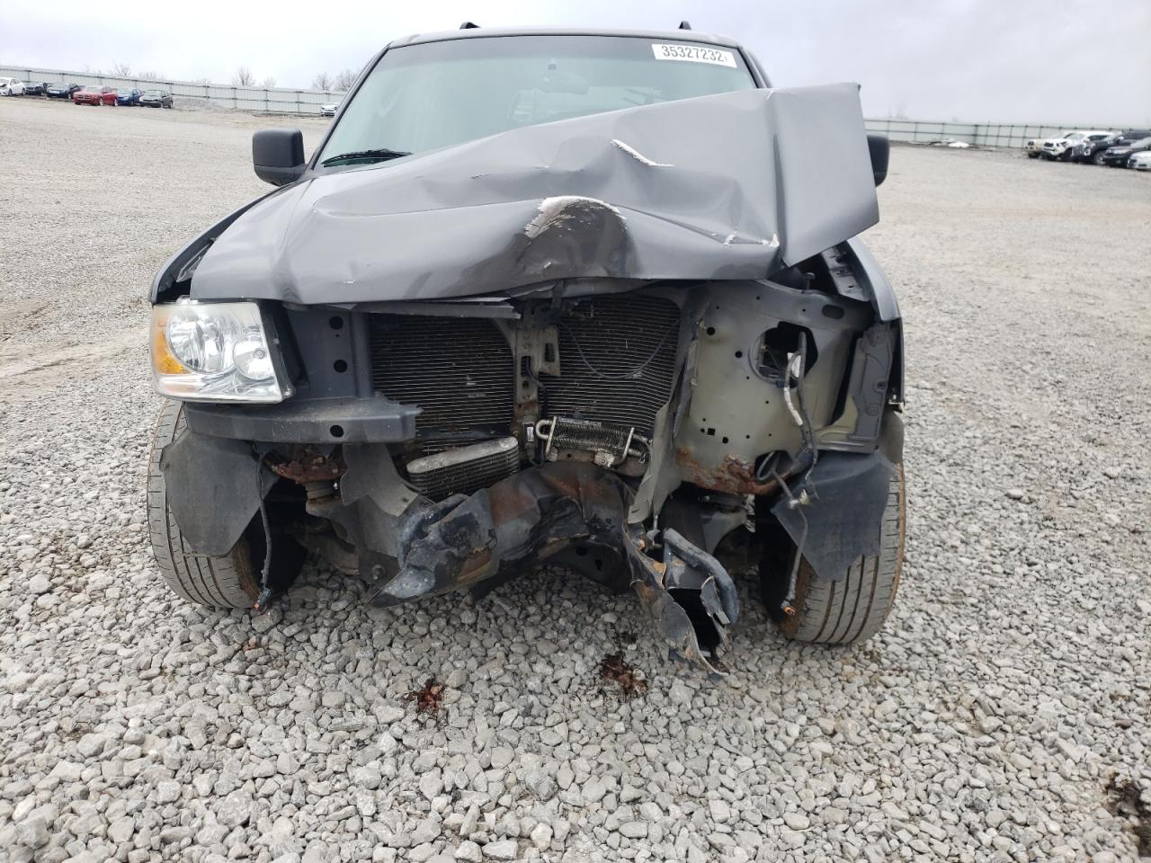 Photo 9 from auction – 2005 FORD EXPEDITION with VIN 1FMPU15575LA49517