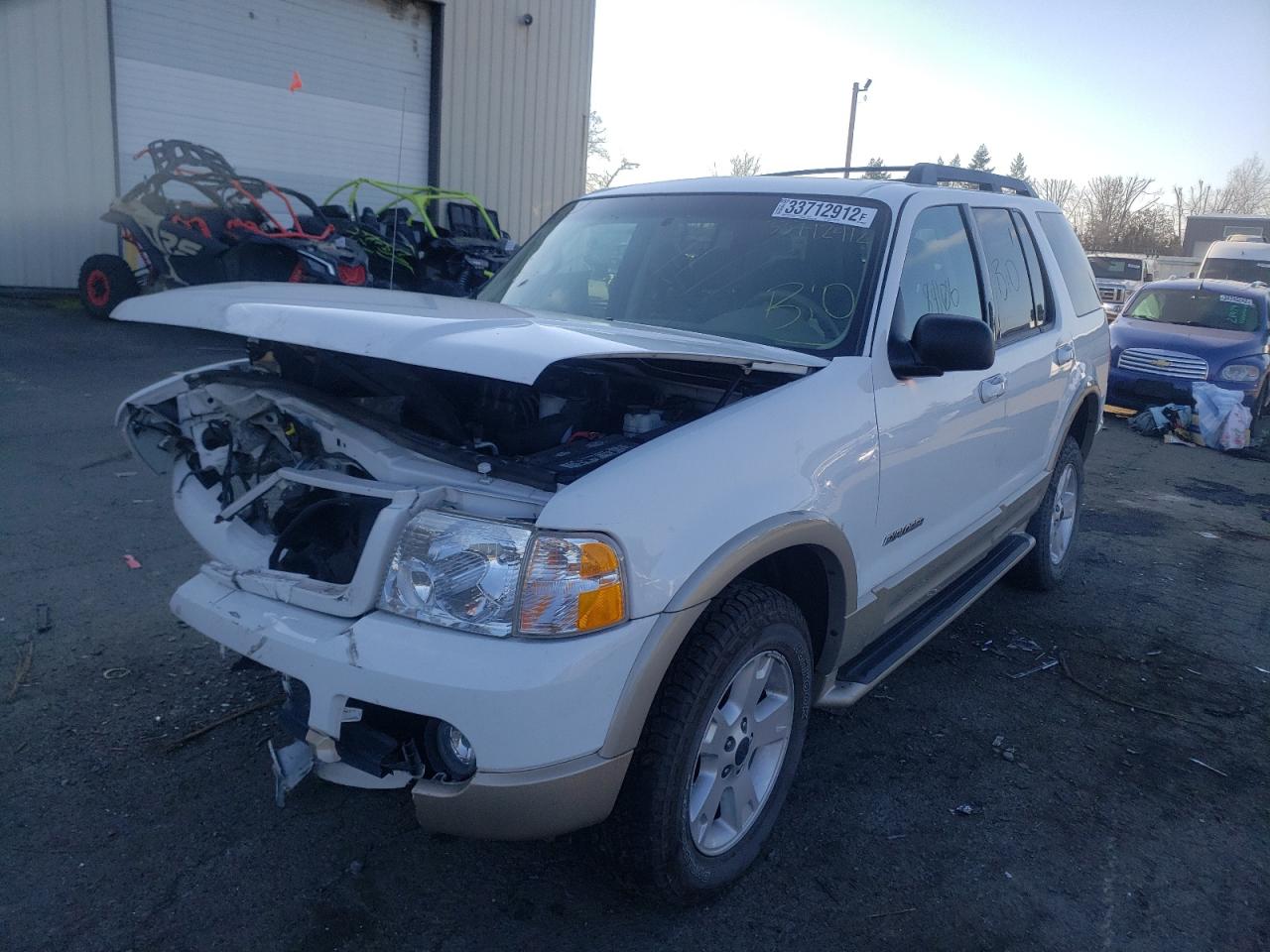 Photo 2 from auction – 2005 FORD EXPLORER E with VIN 1FMZU74K55UA90399