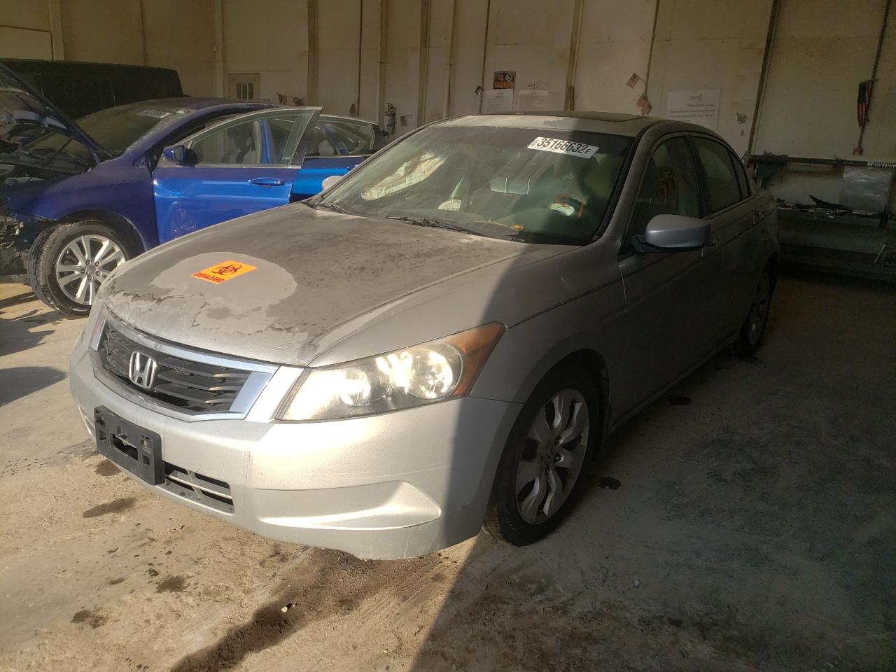 Photo 2 from auction – 2008 HONDA ACCORD EX with VIN JHMCP26748C058534