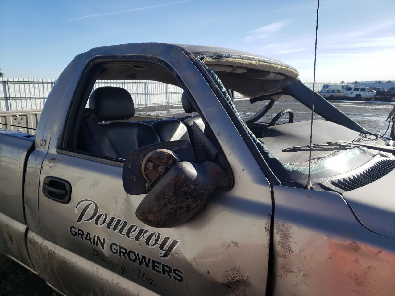 Photo 9 from auction – 2002 CHEVROLET SILVERADO with VIN 1GCEC14Z92Z321030