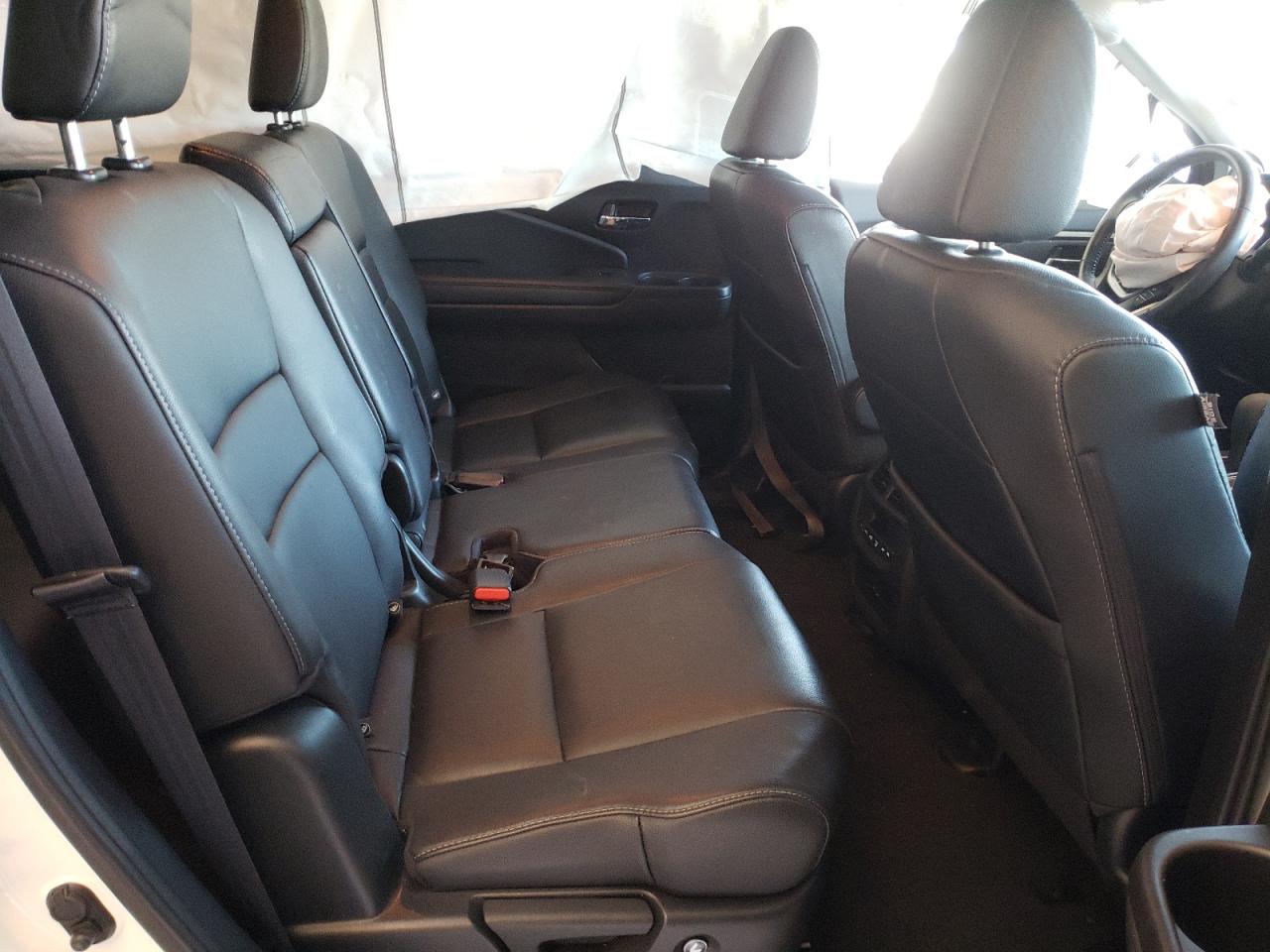Photo 6 from auction – 2018 HONDA PILOT EXL with VIN 5FNYF5H50JB033436