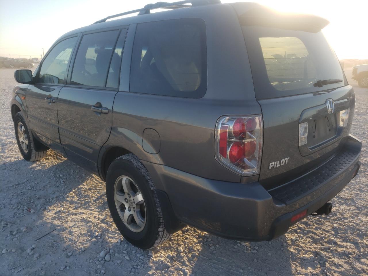 Photo 3 from auction – 2008 HONDA PILOT EXL with VIN 5FNYF28548B014977