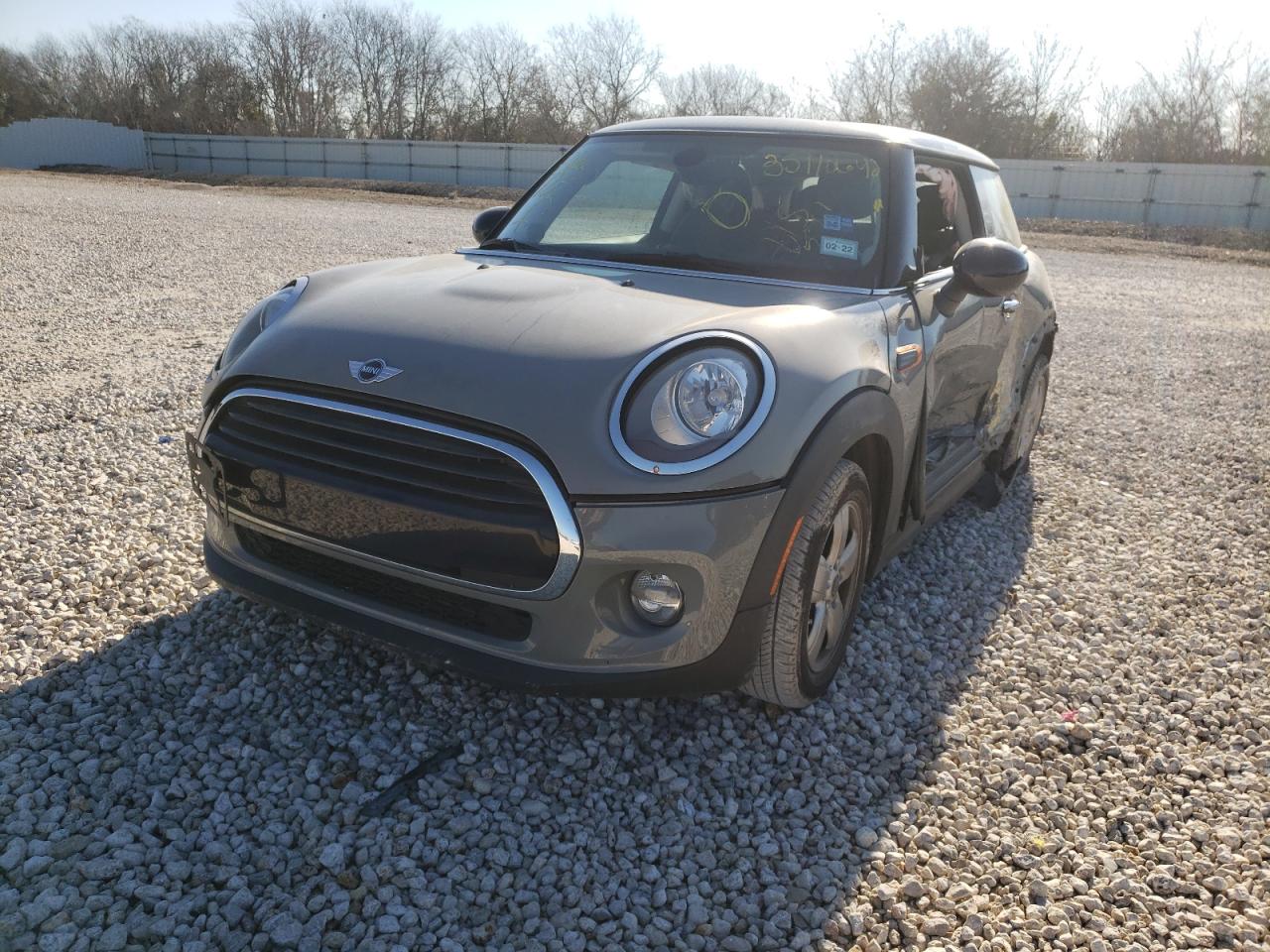 Photo 2 from auction – 2016 MINI COOPER with VIN WMWXP5C5XG2D15577