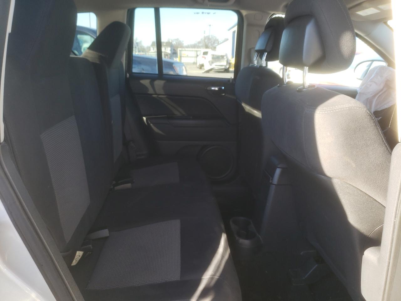 Photo 6 from auction – 2011 JEEP COMPASS SP with VIN 1J4NF1FB4BD282720