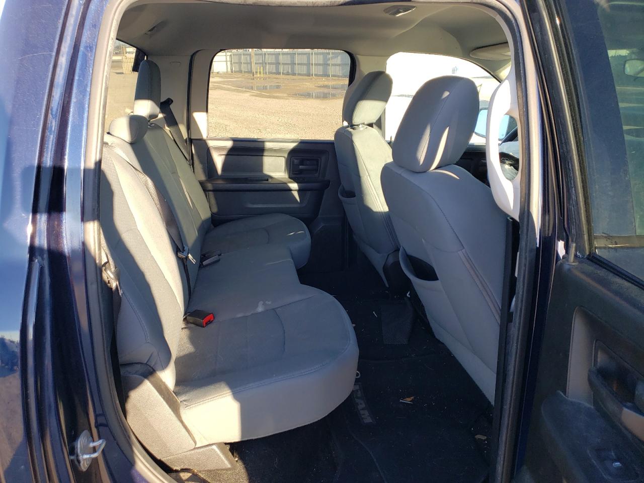 Photo 6 from auction – 2014 RAM 1500 ST with VIN 1C6RR6KT0ES148725
