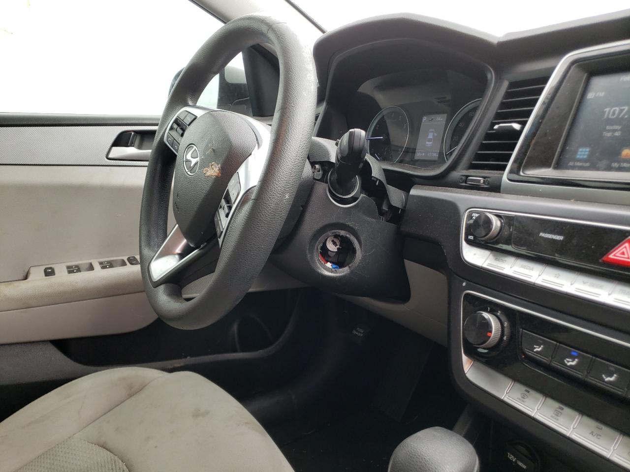 Photo 9 from auction – 2019 HYUNDAI SONATA SE with VIN 5NPE24AFXKH820344