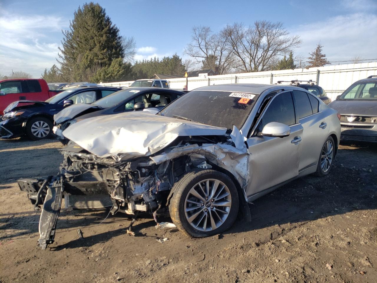 Photo 2 from auction – 2018 INFINITI Q50 LUXE with VIN JN1EV7ARXJM433397