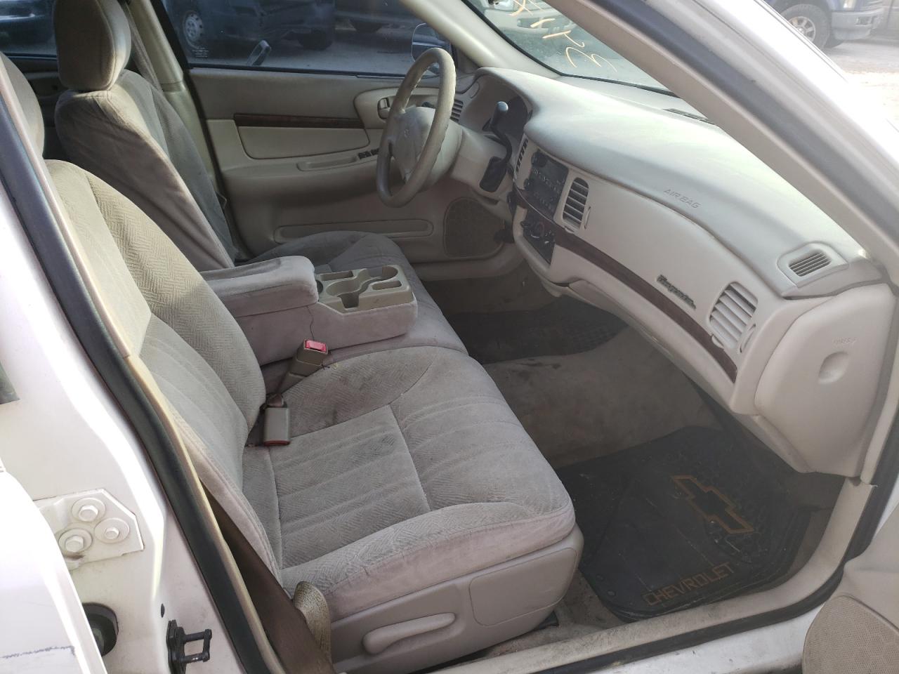 Photo 5 from auction – 2001 CHEVROLET IMPALA with VIN 2G1WF52E919281701