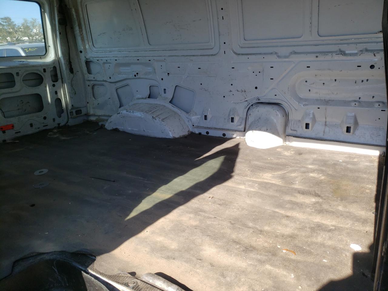 Photo 6 from auction – 2012 FORD ECONOLINE with VIN 1FTNE1EW4CDB01453