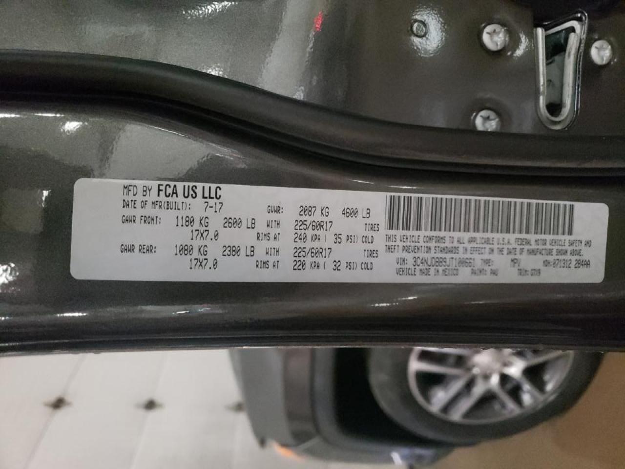 Photo 10 from auction – 2018 JEEP COMPASS LA with VIN 3C4NJDBB9JT100661
