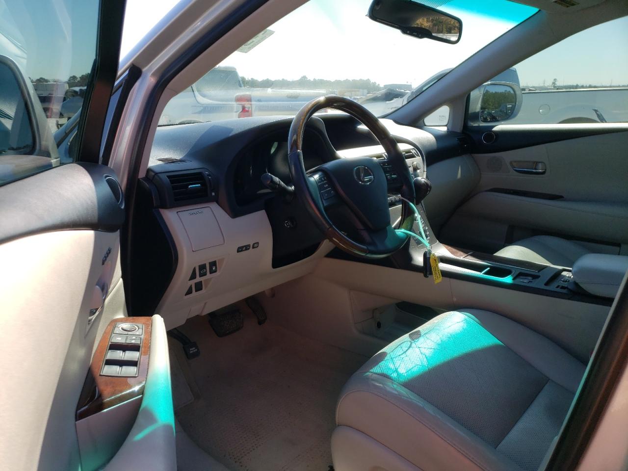 Photo 9 from auction – 2011 LEXUS RX 350 with VIN 2T2ZK1BA3BC043684