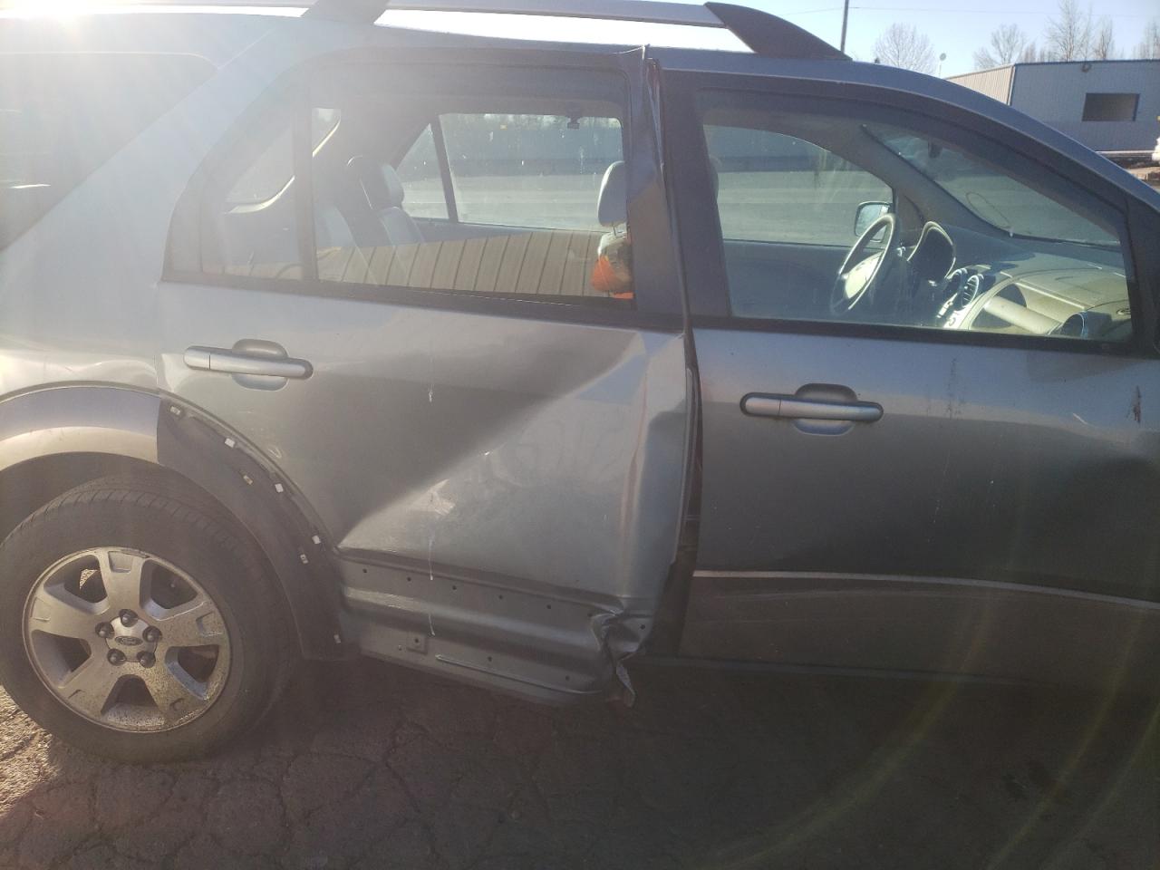 Photo 9 from auction – 2005 FORD FREESTYLE with VIN 1FMDK02195GA74318