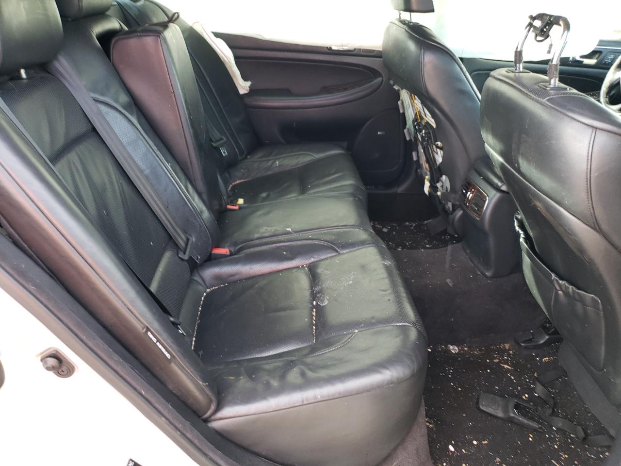 Photo 6 from auction – 2010 HYUNDAI GENESIS 4. with VIN KMHGC4DF2AU072206