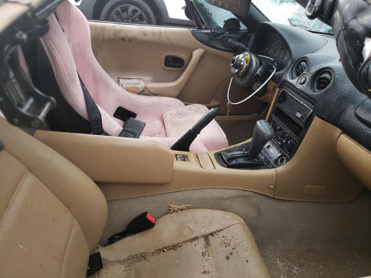 Photo 5 from auction – 1999 MAZDA MX-5 MIATA with VIN JM1NB3531X0132554