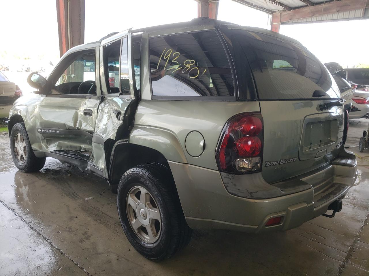 Photo 3 from auction – 2003 CHEVROLET TRAILBLAZE with VIN 1GNDS13S332122480