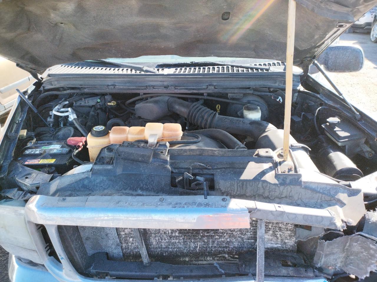 Photo 7 from auction – 2004 FORD EXCURSION with VIN 1FMNU41L14EB14278