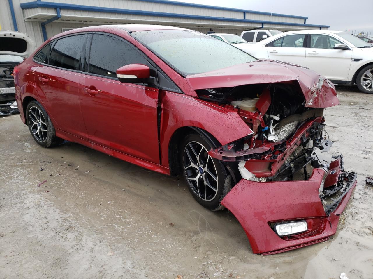 FORD FOCUS SE 2015 with VIN 1FADP3F26FL218710 - Photo from auction