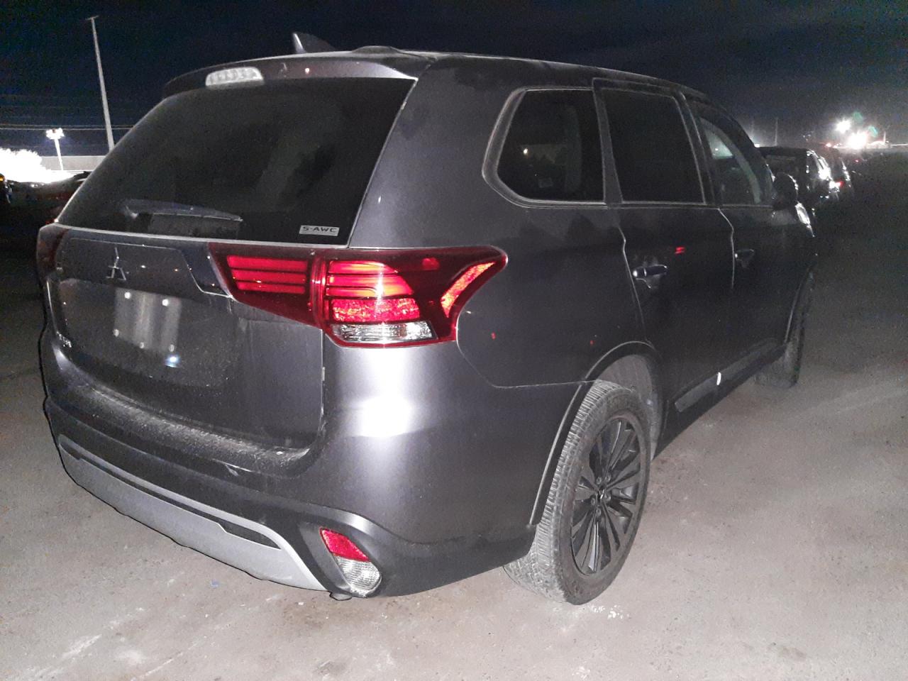Photo 4 from auction – 2020 MITSUBISHI OUTLANDER with VIN JA4AZ3A36LZ026293