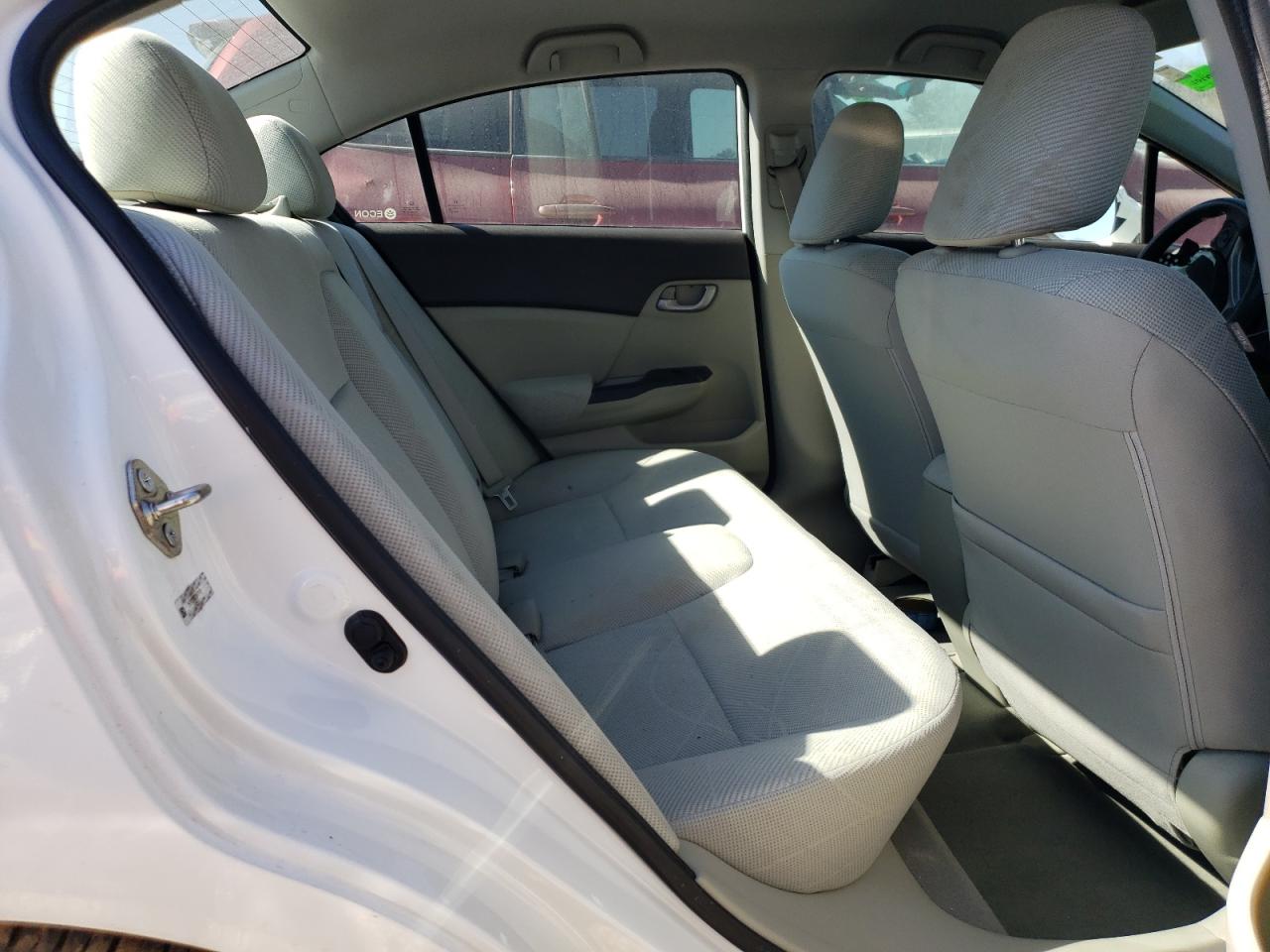 Photo 6 from auction – 2012 HONDA CIVIC LX with VIN 2HGFB2F54CH607474
